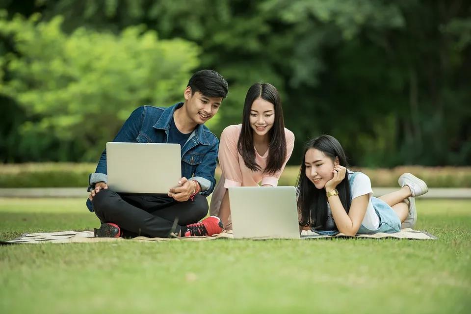 高考结束后，如何申请留学，需要哪些条件？